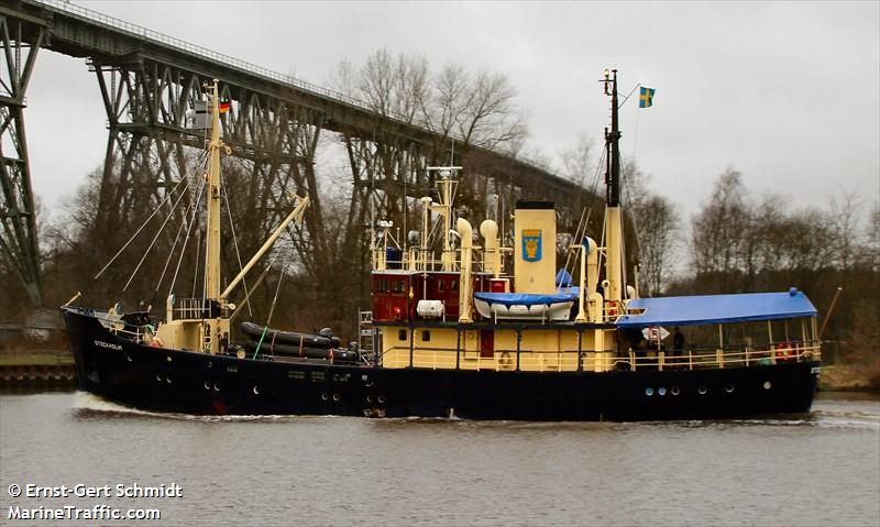 stockholm (Passenger (Cruise) Ship) - IMO 8226612, MMSI 265472000, Call Sign SMYP under the flag of Sweden