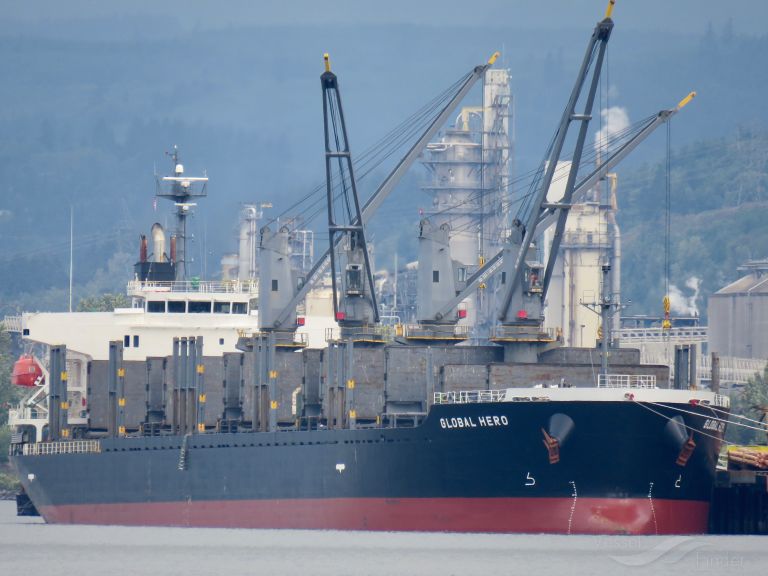 global hero (Bulk Carrier) - IMO 9609354, MMSI 352821000, Call Sign 3FKA4 under the flag of Panama