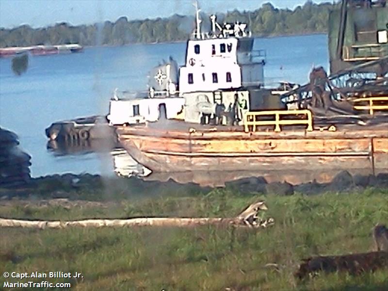 freedom (Towing vessel) - IMO , MMSI 367003990, Call Sign WDC3214 under the flag of United States (USA)