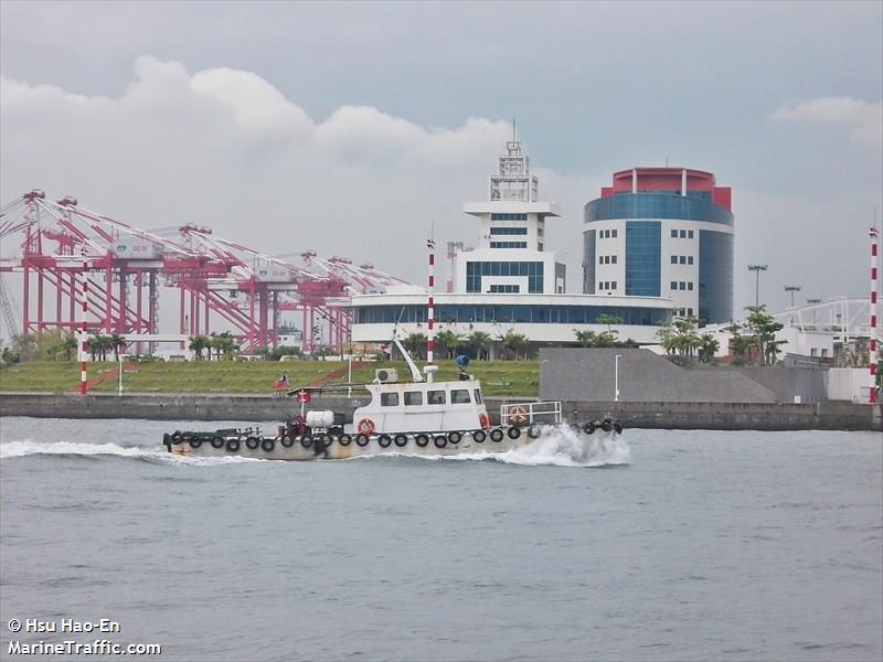 s15 kmsc no 702 (Pilot) - IMO , MMSI 416003266 under the flag of Taiwan