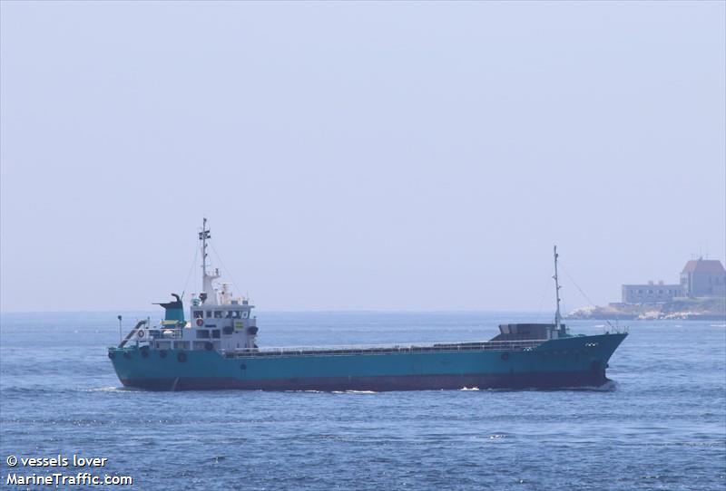eikyumaru no.8 (Cargo ship) - IMO , MMSI 431500105, Call Sign JL6210 under the flag of Japan