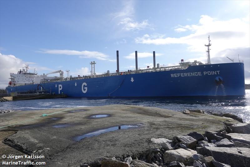 reference point (LPG Tanker) - IMO 9832808, MMSI 563091800, Call Sign 9V5587 under the flag of Singapore