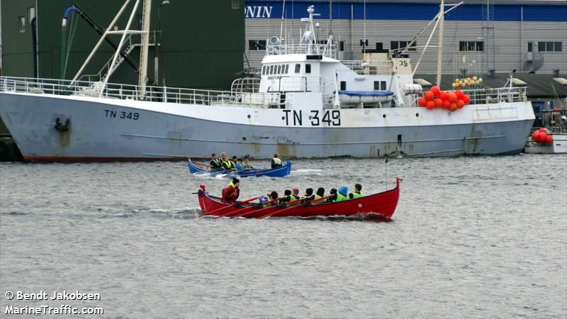 vadasteinur (Fishing Vessel) - IMO 7742097, MMSI 231134000, Call Sign OW2185 under the flag of Faeroe Islands