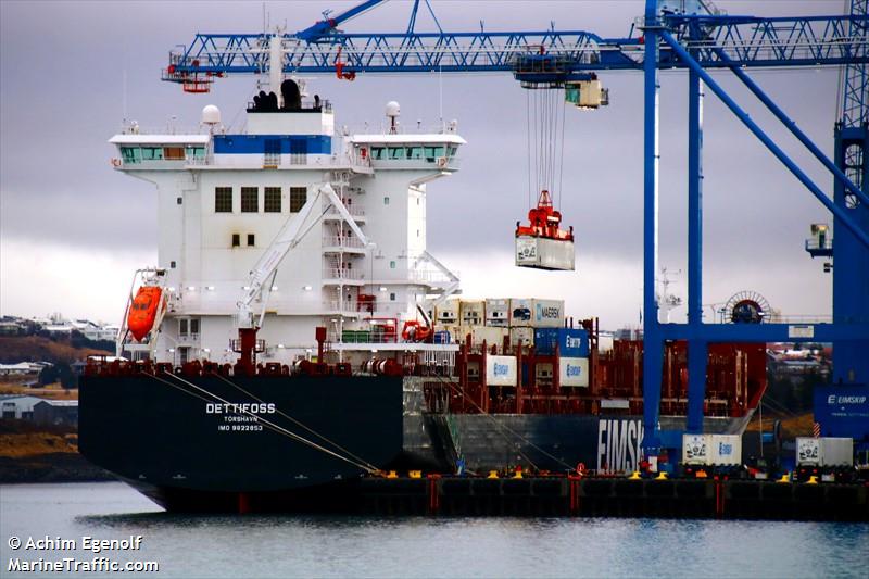 dettifoss (Container Ship) - IMO 9822853, MMSI 231860000, Call Sign OZ2185 under the flag of Faeroe Islands