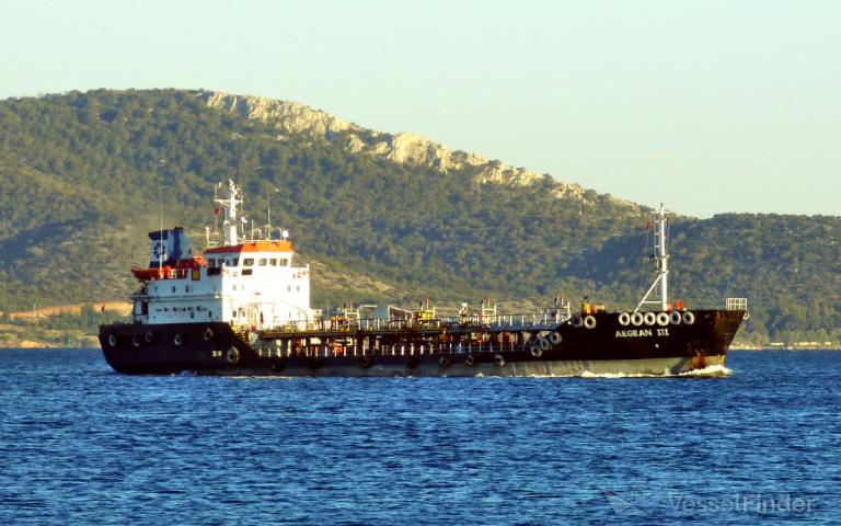 aegean iii (Oil Products Tanker) - IMO 8817564, MMSI 240708000, Call Sign SXHY under the flag of Greece