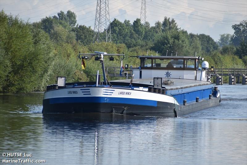 twirring (Cargo ship) - IMO , MMSI 244670748, Call Sign PF7190 under the flag of Netherlands