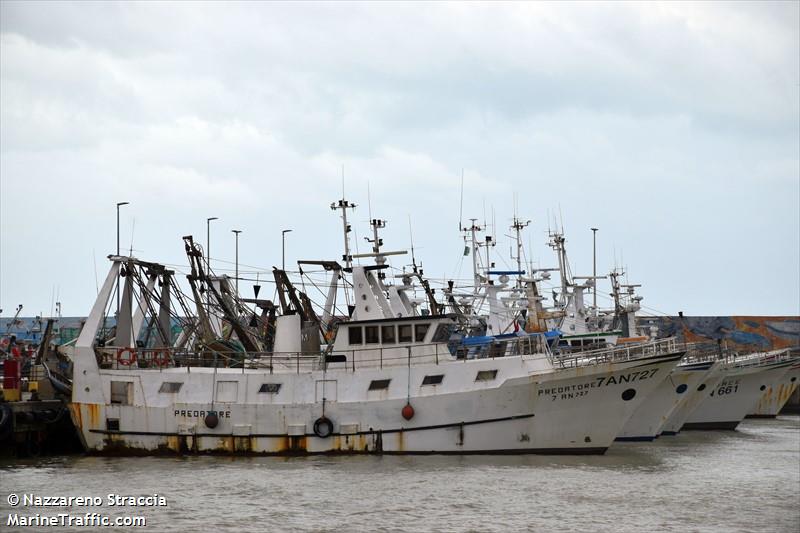 predatore (Fishing vessel) - IMO , MMSI 247081510, Call Sign IIDF under the flag of Italy