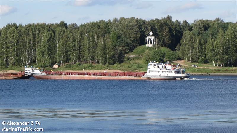 okski-15 (Cargo ship) - IMO , MMSI 273384810, Call Sign OKSKI15 under the flag of Russia