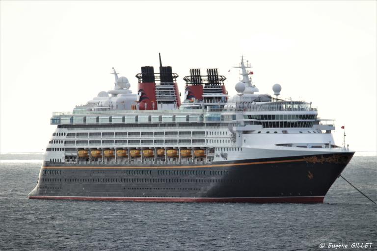 disney wonder (Passenger (Cruise) Ship) - IMO 9126819, MMSI 308457000, Call Sign C6QM8 under the flag of Bahamas