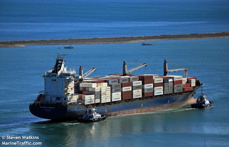seaspan hannover (Container Ship) - IMO 9320013, MMSI 477302200, Call Sign VRSM5 under the flag of Hong Kong