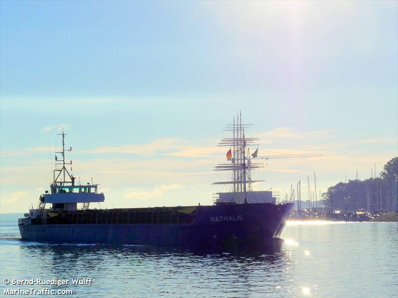 mv seba (General Cargo Ship) - IMO 8505939, MMSI 620282000, Call Sign D6A2288 under the flag of Comoros