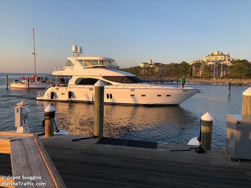 lady c (Pleasure craft) - IMO , MMSI 338476287 under the flag of USA
