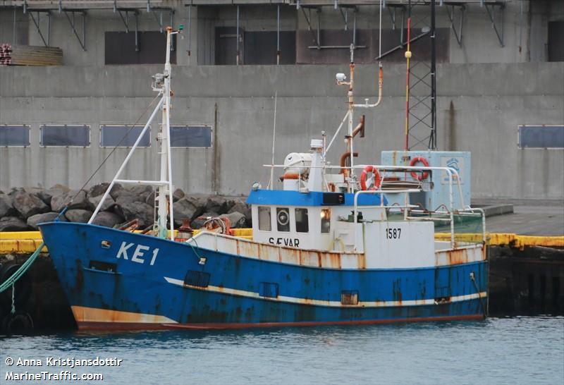bello (Fishing vessel) - IMO , MMSI 251272740, Call Sign 1587 under the flag of Iceland
