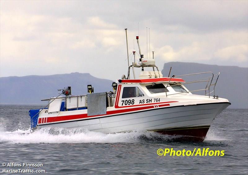 sif (Fishing vessel) - IMO , MMSI 251315440, Call Sign 7098 under the flag of Iceland