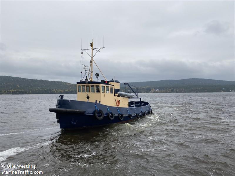 will (Tug) - IMO , MMSI 265565800, Call Sign SEZW under the flag of Sweden