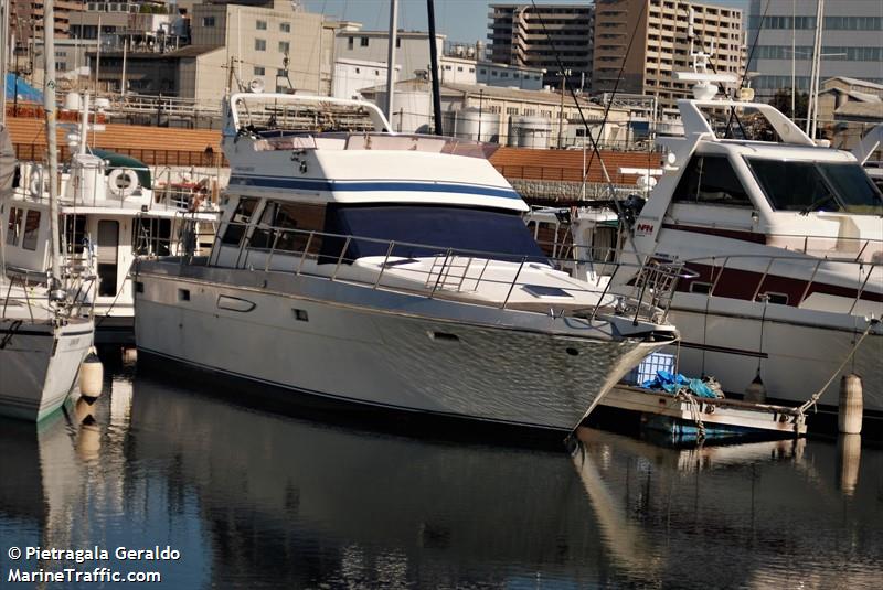 tomomi (Pleasure craft) - IMO , MMSI 431002515, Call Sign TOMOMI under the flag of Japan