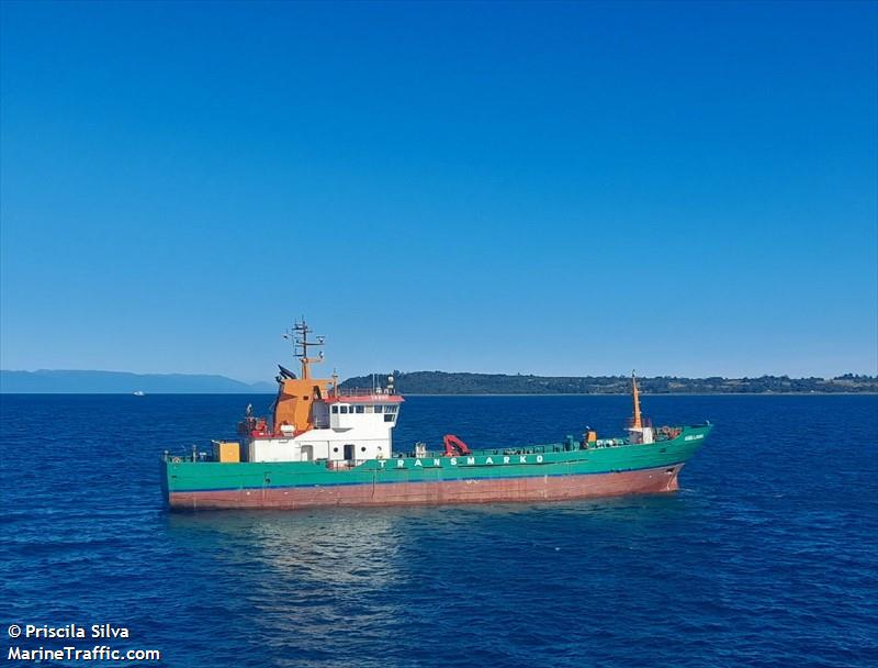 dona laura (Fishing Vessel) - IMO 9083782, MMSI 725003975, Call Sign CA8511 under the flag of Chile