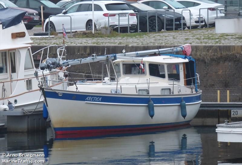 arctica sy (Sailing vessel) - IMO , MMSI 211895020, Call Sign DK 4337 under the flag of Germany