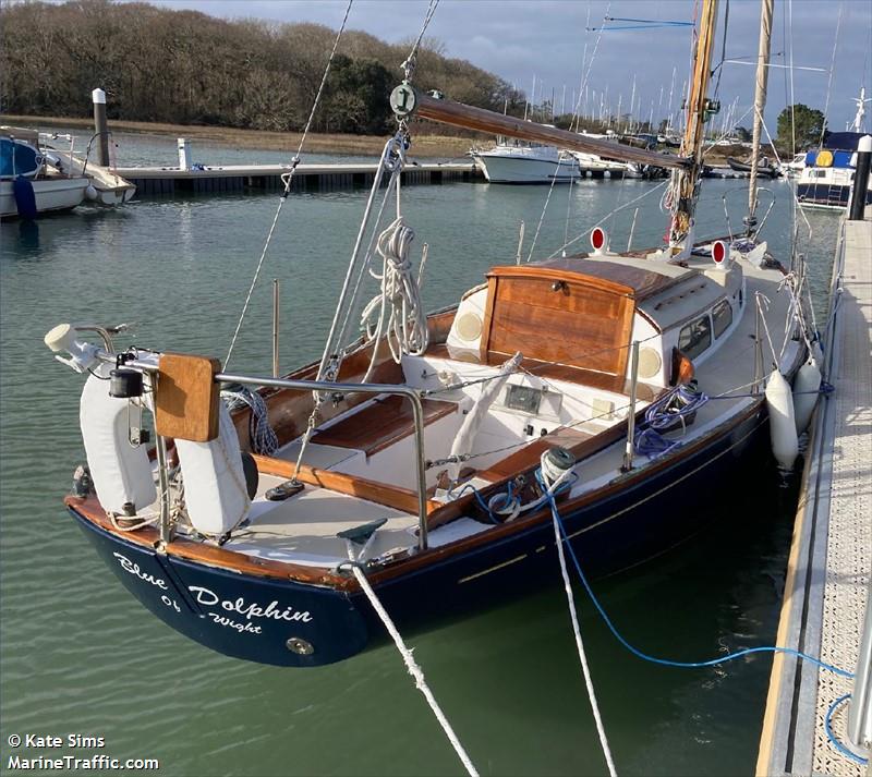 bluedolphin of wight (Sailing vessel) - IMO , MMSI 235006153, Call Sign VSXE8 under the flag of United Kingdom (UK)