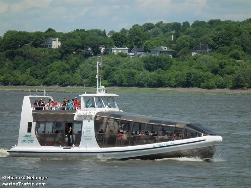 aml suroit (Passenger ship) - IMO , MMSI 316027672 under the flag of Canada