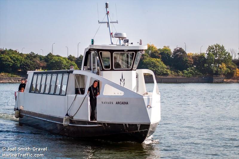 navark arcadia (Passenger ship) - IMO , MMSI 316017490 under the flag of Canada