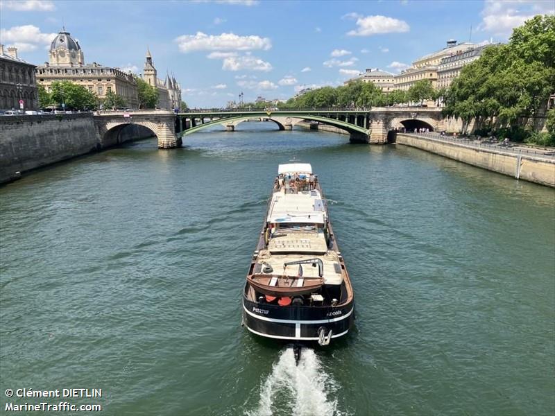 adonis (Pleasure craft) - IMO , MMSI 226015540, Call Sign FM3747 under the flag of France