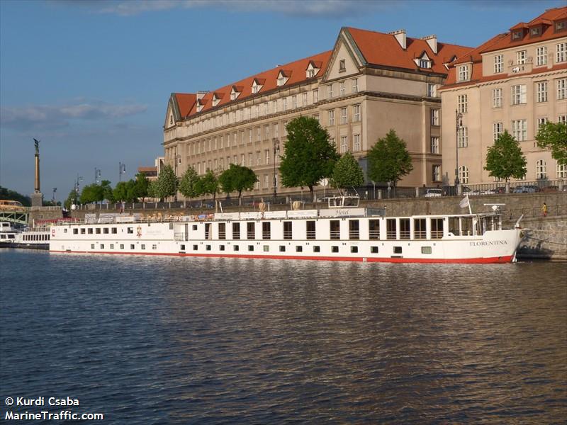 florentina (Passenger ship) - IMO , MMSI 270408000, Call Sign OL6560 under the flag of Czech Rep