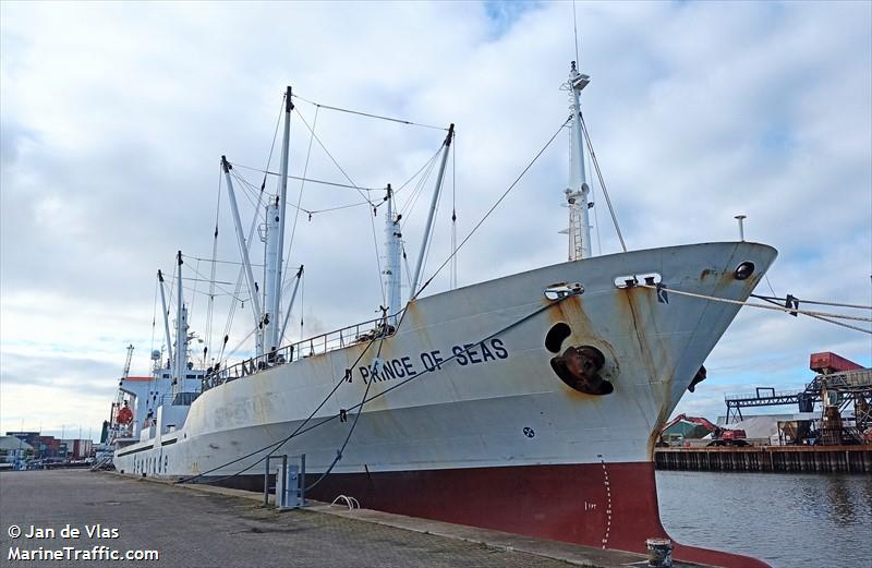 prince of seas (Refrigerated Cargo Ship) - IMO 9014444, MMSI 352002562, Call Sign 3E2341 under the flag of Panama