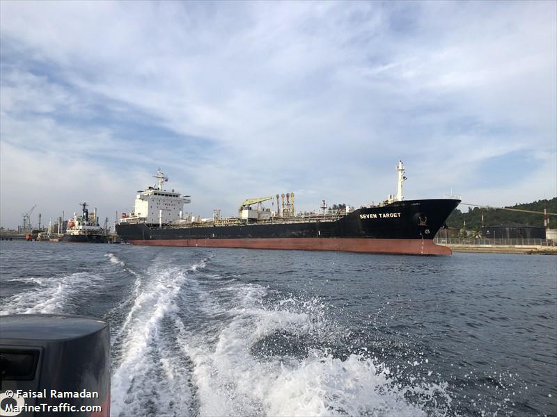 mt.seven target (Oil Products Tanker) - IMO 9471604, MMSI 525121048, Call Sign YDAT3 under the flag of Indonesia