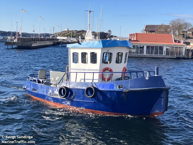 rapp (Towing vessel) - IMO , MMSI 265045060, Call Sign SFE5119 under the flag of Sweden