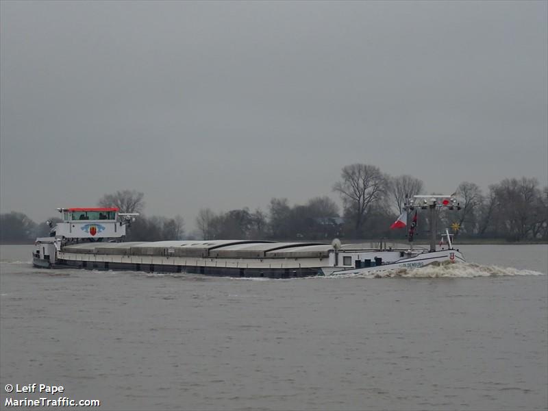 ms oldenburg (Cargo ship) - IMO , MMSI 211243210, Call Sign DD 3650 under the flag of Germany