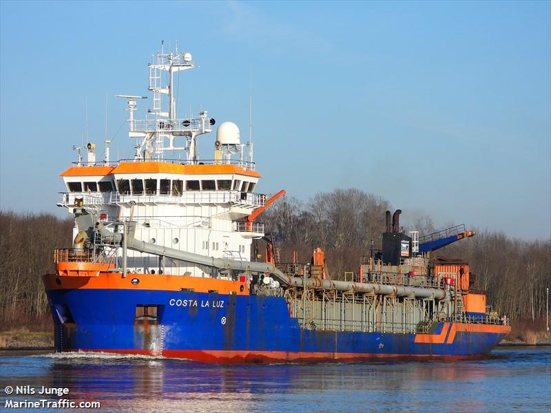 costa la luz (Hopper Dredger) - IMO 9145217, MMSI 224611000, Call Sign EANU under the flag of Spain