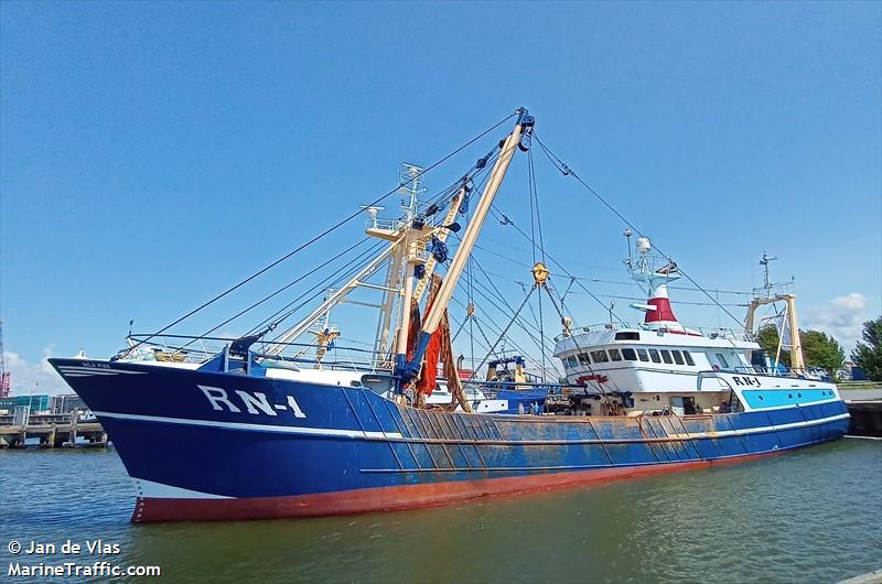 fv sola fide (Fishing Vessel) - IMO 8822569, MMSI 235005740, Call Sign MWRC6 under the flag of United Kingdom (UK)