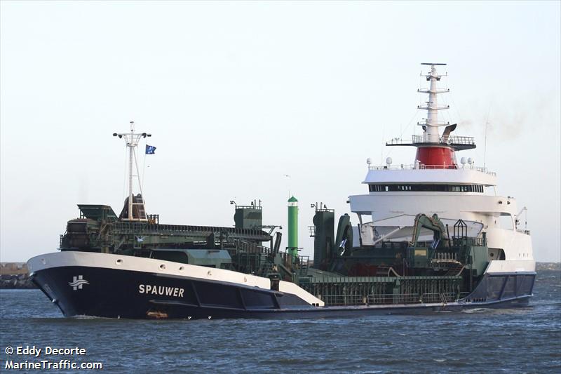 spauwer (Hopper Dredger) - IMO 9668570, MMSI 244870072, Call Sign PDCI under the flag of Netherlands