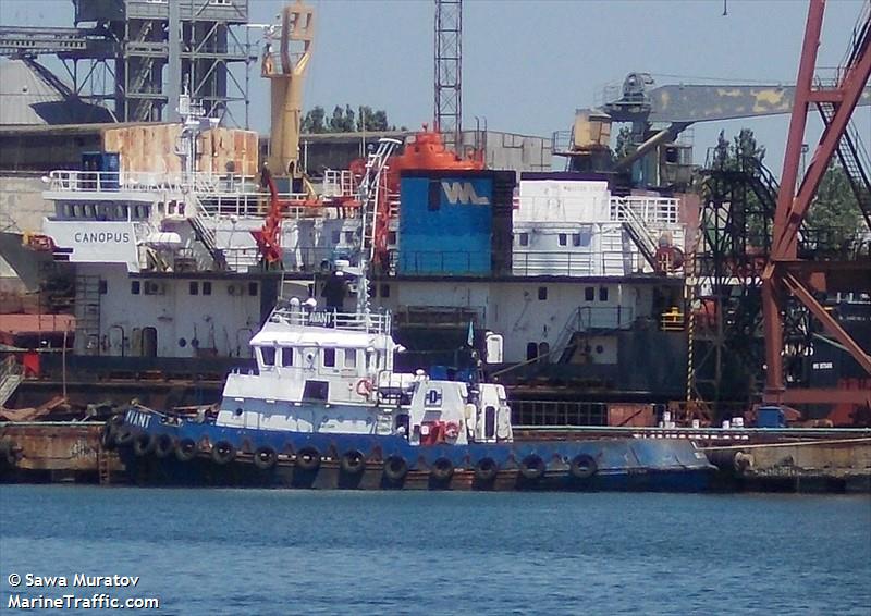 avant (Tug) - IMO 8831596, MMSI 272528000, Call Sign UTKO under the flag of Ukraine