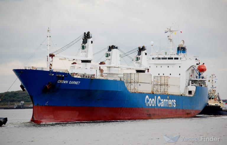 crown garnet (Refrigerated Cargo Ship) - IMO 9128049, MMSI 311000782, Call Sign C6DT9 under the flag of Bahamas