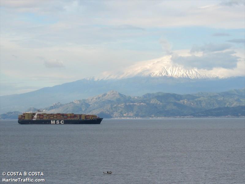 msc esthi (Container Ship) - IMO 9304411, MMSI 354499000, Call Sign 3EFU3 under the flag of Panama