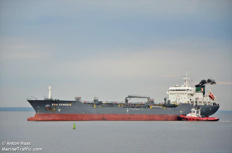 eva schulte (Chemical/Oil Products Tanker) - IMO 9439826, MMSI 564739000, Call Sign 9V8141 under the flag of Singapore