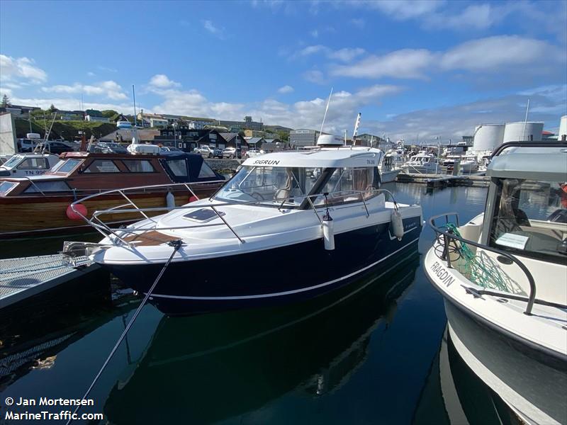 sigrun (Pleasure craft) - IMO , MMSI 231108868, Call Sign XPF4375 under the flag of Faeroe Islands