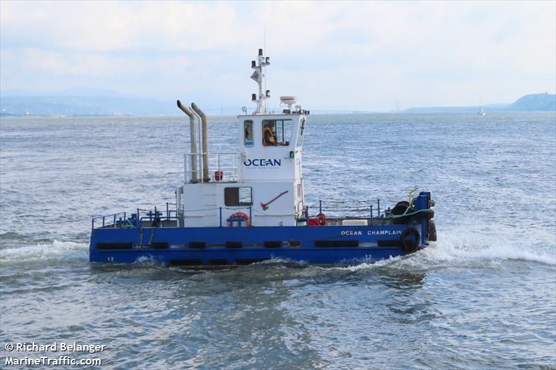 ocean champlain (Tug) - IMO , MMSI 316033704 under the flag of Canada