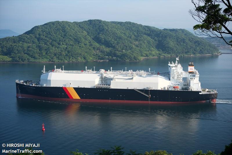 diamond gas orchid (LNG Tanker) - IMO 9779226, MMSI 563189600, Call Sign 9V7872 under the flag of Singapore