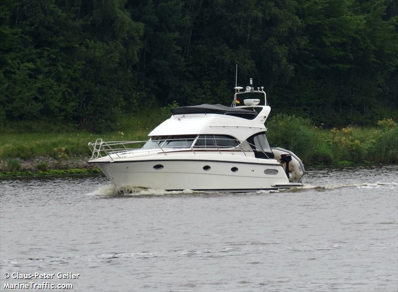 milla (Pleasure craft) - IMO , MMSI 258051120, Call Sign LI2525 under the flag of Norway