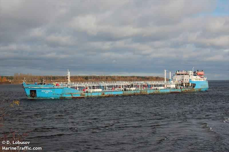 volgoneft-114 (Tanker) - IMO , MMSI 273355350, Call Sign UBEI4 under the flag of Russia