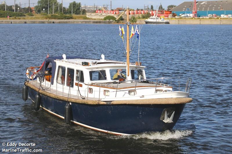 oliver (Pleasure craft) - IMO , MMSI 244830424, Call Sign PI5409 under the flag of Netherlands