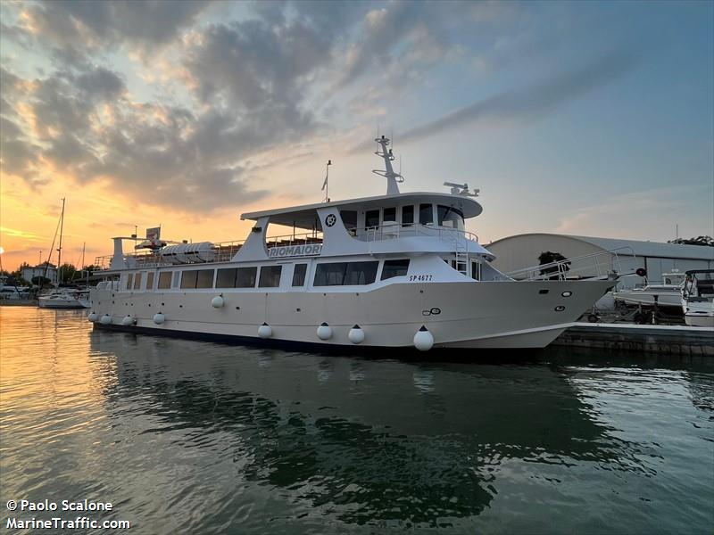 rio maior (Passenger ship) - IMO , MMSI 247427300, Call Sign INYZ2 under the flag of Italy