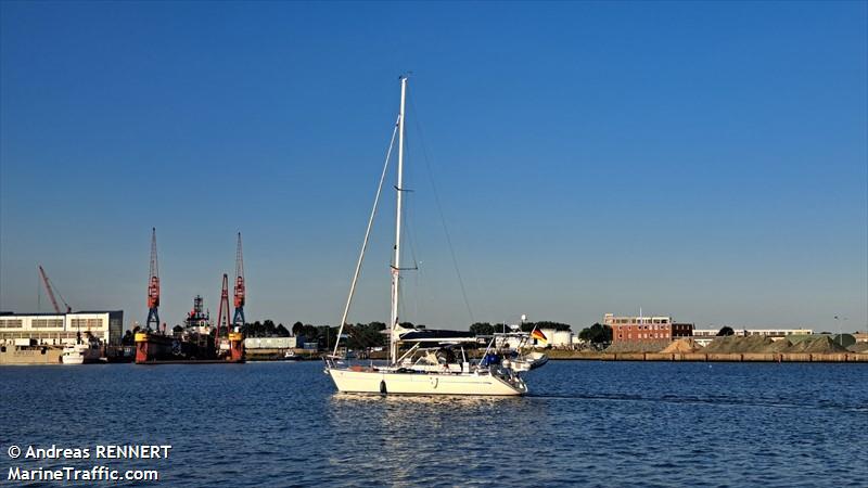 lady m (Sailing vessel) - IMO , MMSI 211883260, Call Sign DF7608 under the flag of Germany