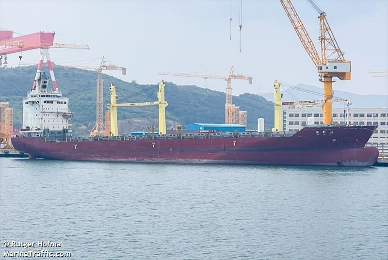 xin xin shan (Container Ship) - IMO 9348986, MMSI 413536120, Call Sign BPHG4 under the flag of China