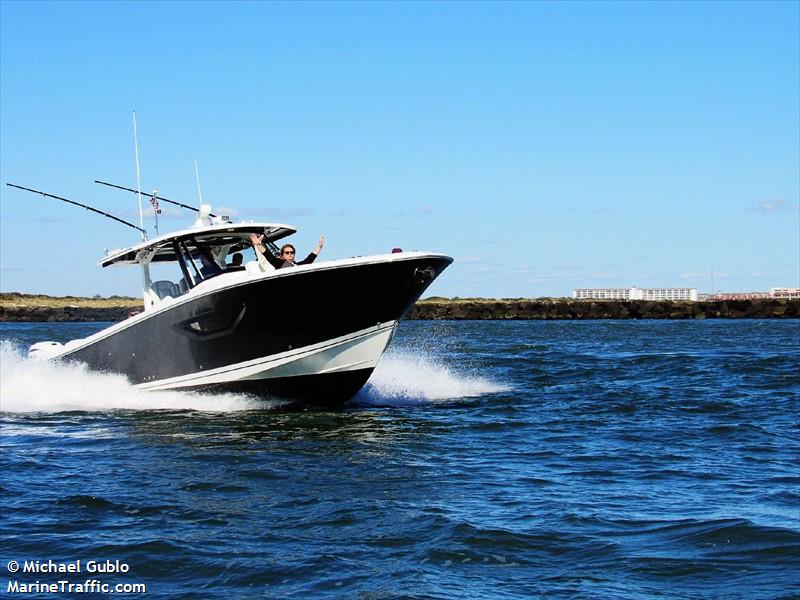 fishin chips (Pleasure craft) - IMO , MMSI 338306489 under the flag of USA