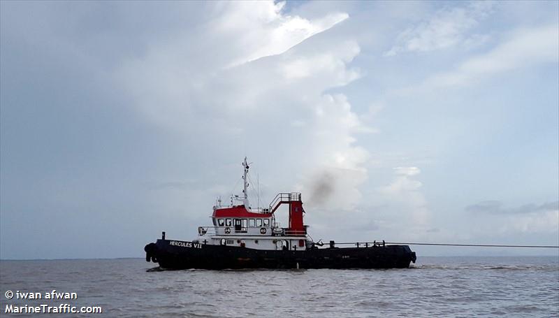 tb hercules vii (Tug) - IMO , MMSI 525100903, Call Sign YD6407 under the flag of Indonesia