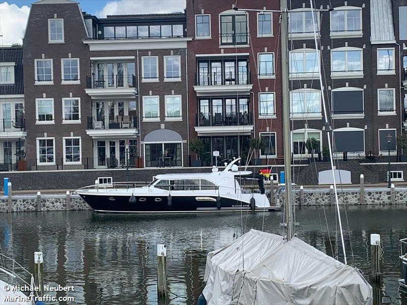 seven seas (Pleasure craft) - IMO , MMSI 211877910, Call Sign DJ6712 under the flag of Germany